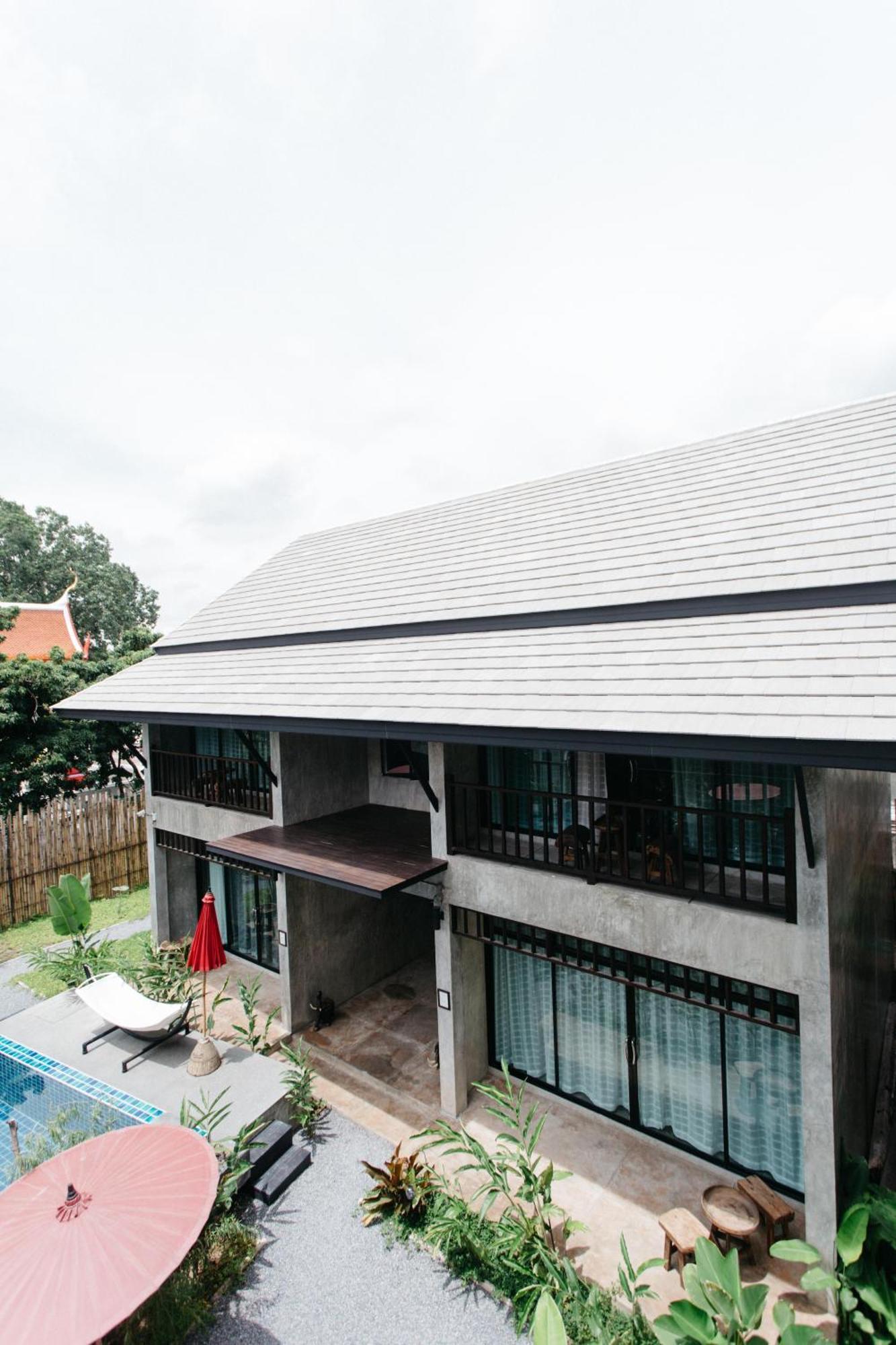 Arun Rawee อรุณ รวี Hotel Chiang Mai Exterior photo