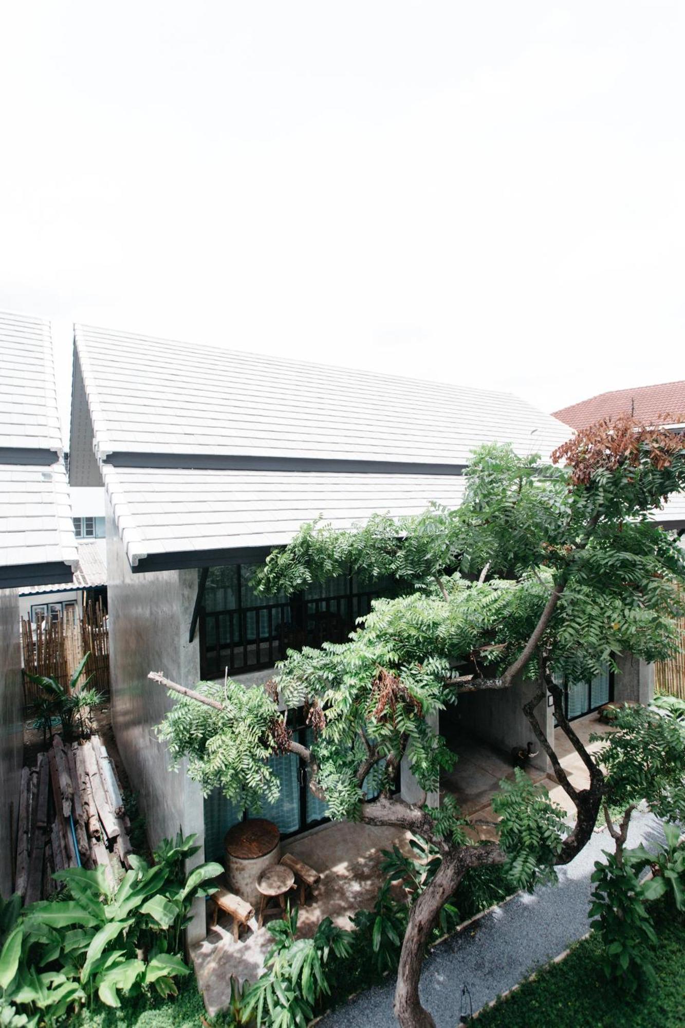 Arun Rawee อรุณ รวี Hotel Chiang Mai Exterior photo