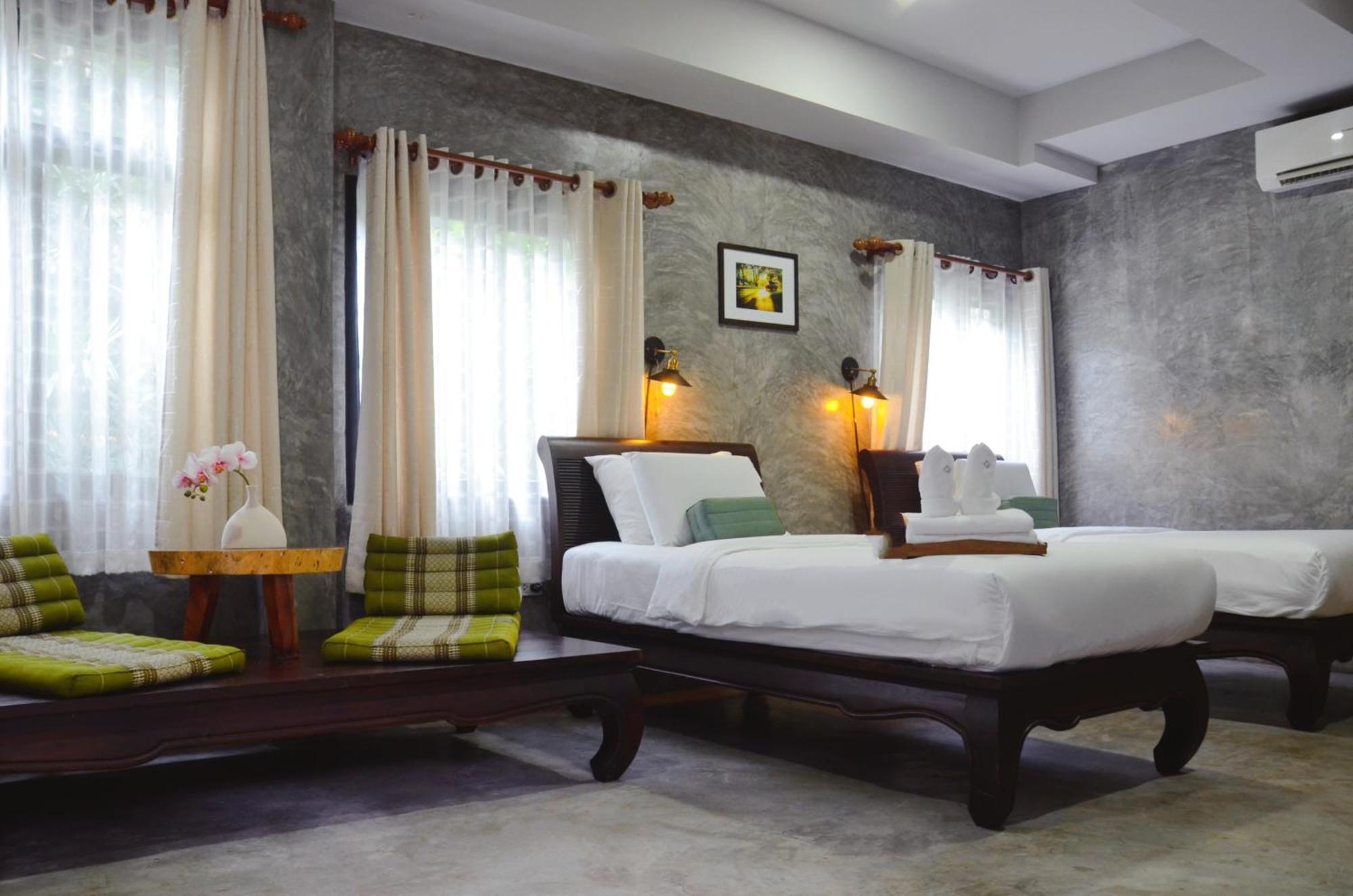 Arun Rawee อรุณ รวี Hotel Chiang Mai Exterior photo