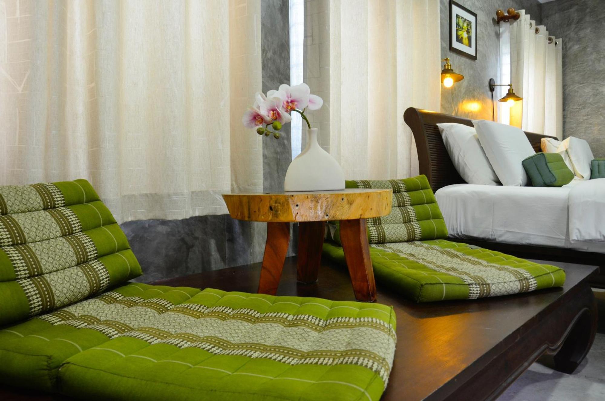 Arun Rawee อรุณ รวี Hotel Chiang Mai Exterior photo