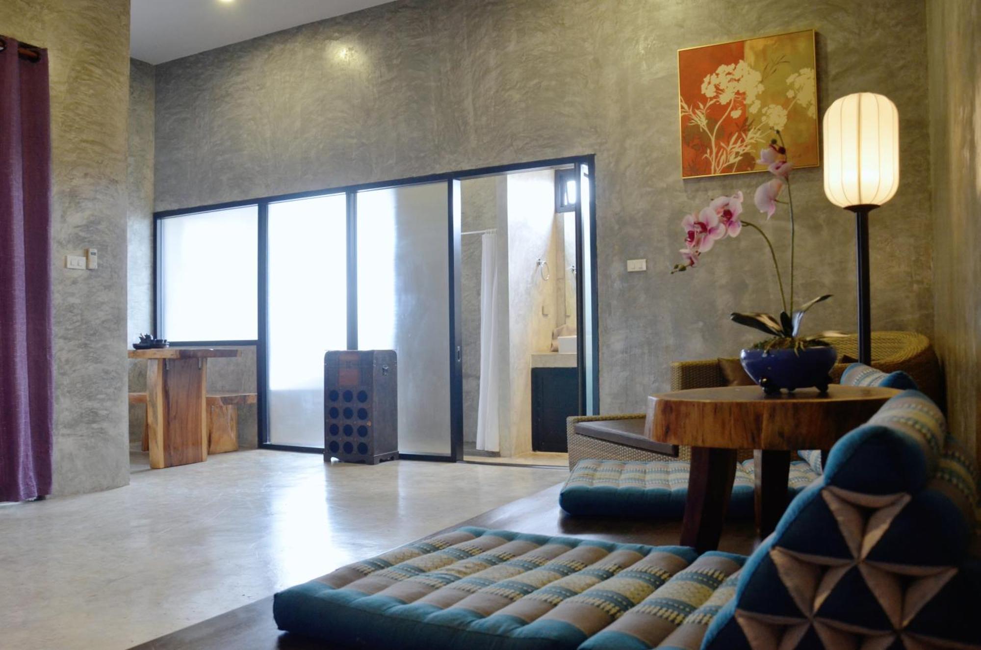 Arun Rawee อรุณ รวี Hotel Chiang Mai Exterior photo
