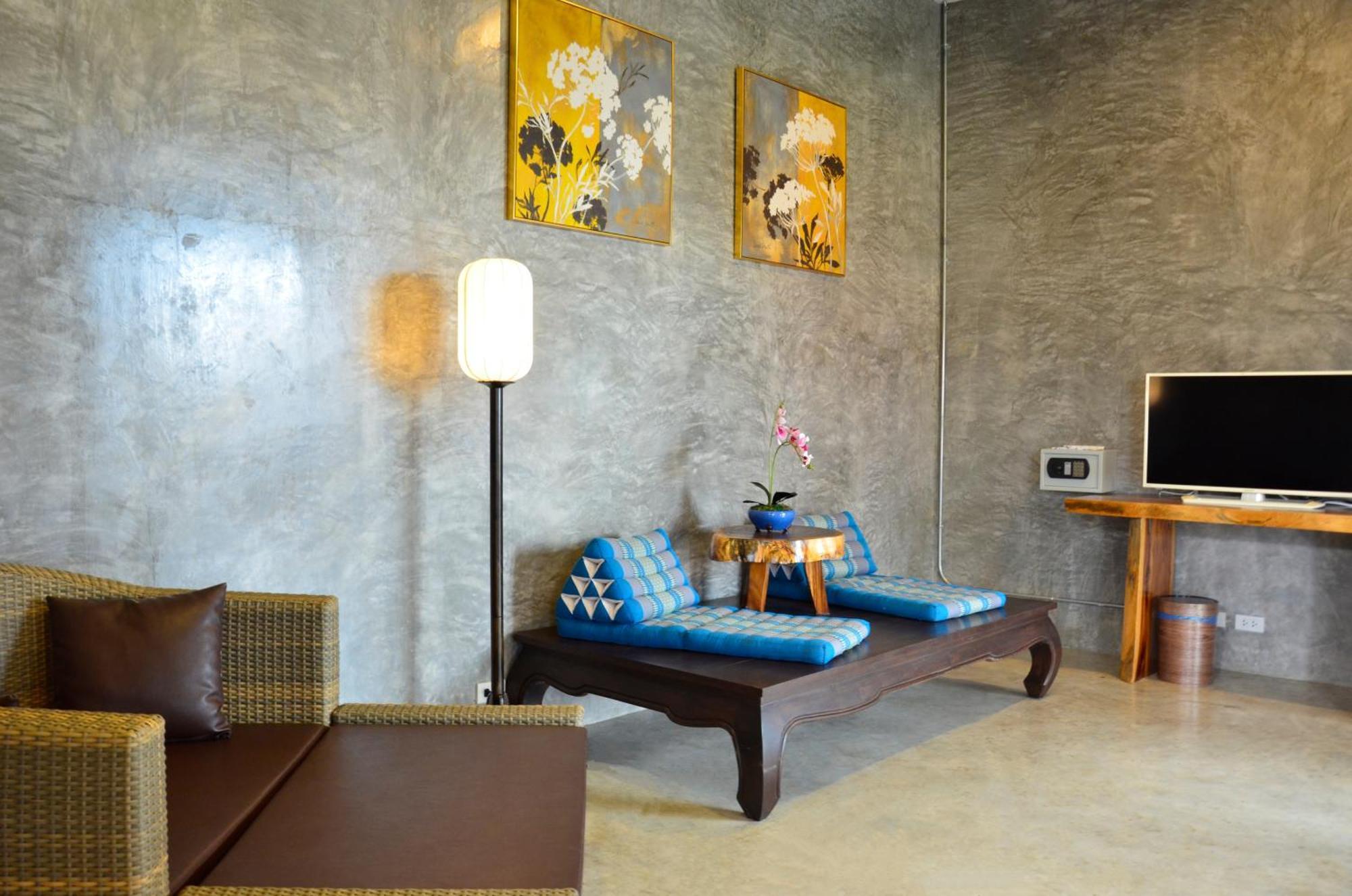 Arun Rawee อรุณ รวี Hotel Chiang Mai Exterior photo