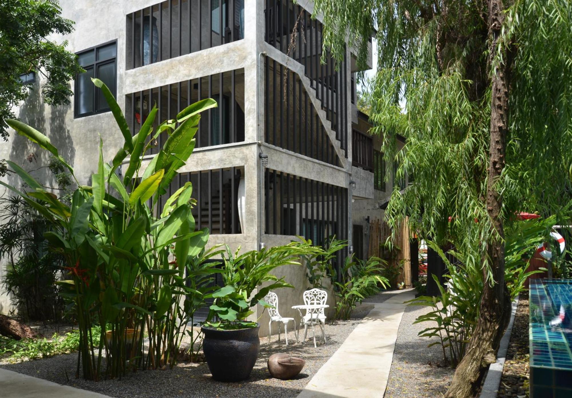 Arun Rawee อรุณ รวี Hotel Chiang Mai Exterior photo