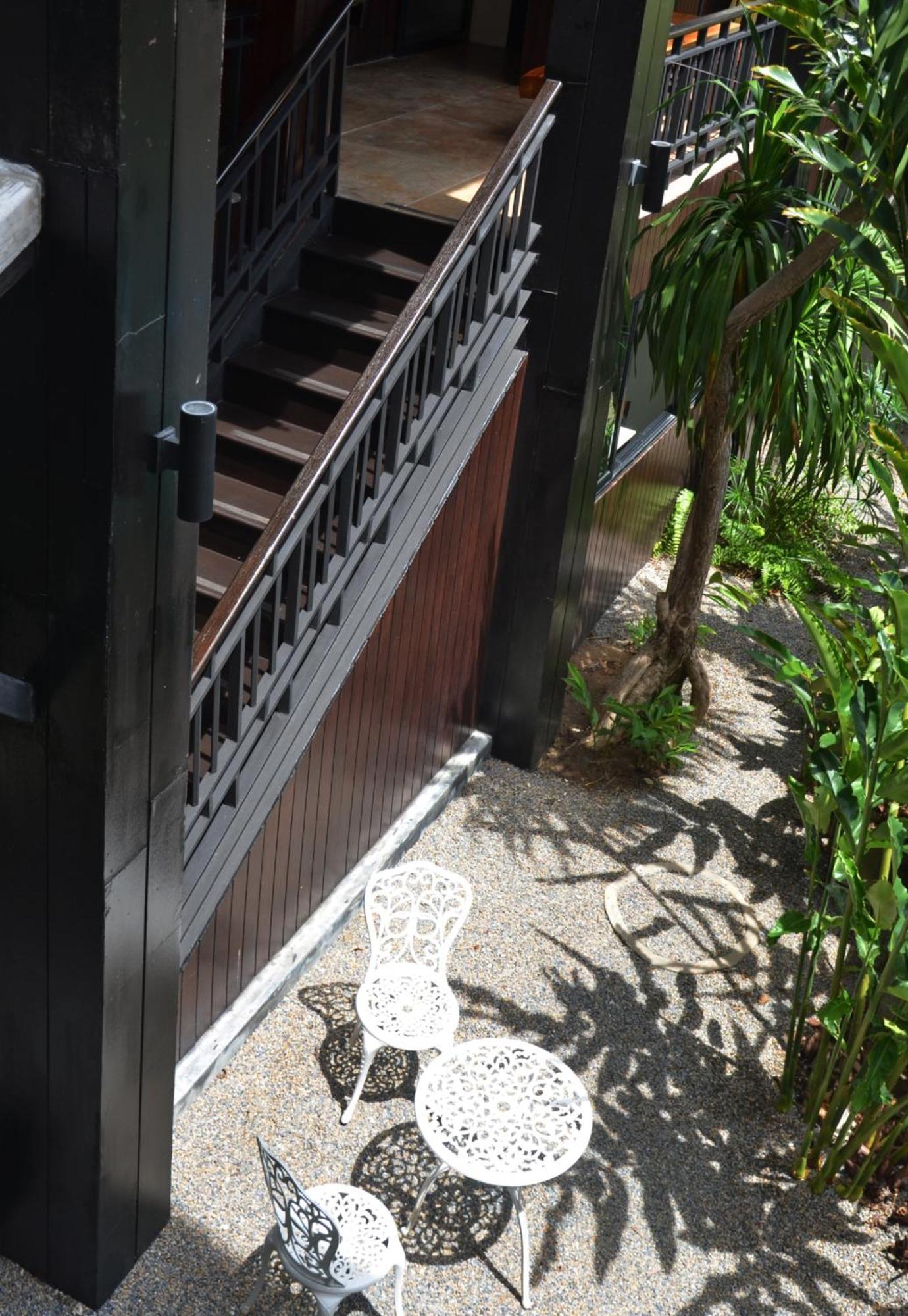 Arun Rawee อรุณ รวี Hotel Chiang Mai Exterior photo